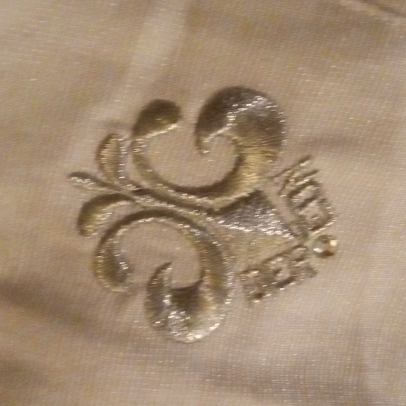 DEREON BY BEYONCE ROMPER FLEUR DE LIS DESIGN ON SNAPS AND FRONT WHITE XL… - Picture 4 of 11